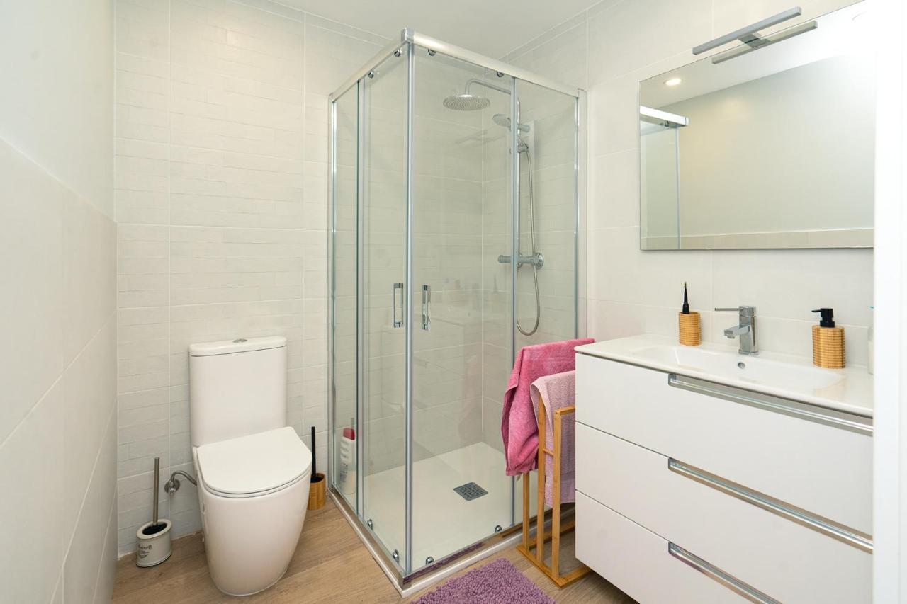 Urbanizacion Con Piscina Arnelas Apartamento Sanxenxo